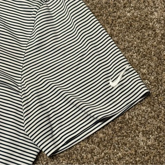 Nike Golf Polo Navy Blue and White Striped Jesuit golf Men’s XL - Picture 4 of 11